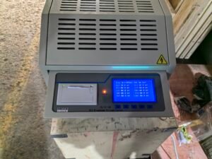 IIJ-II-100 Breakdown Oil Tester