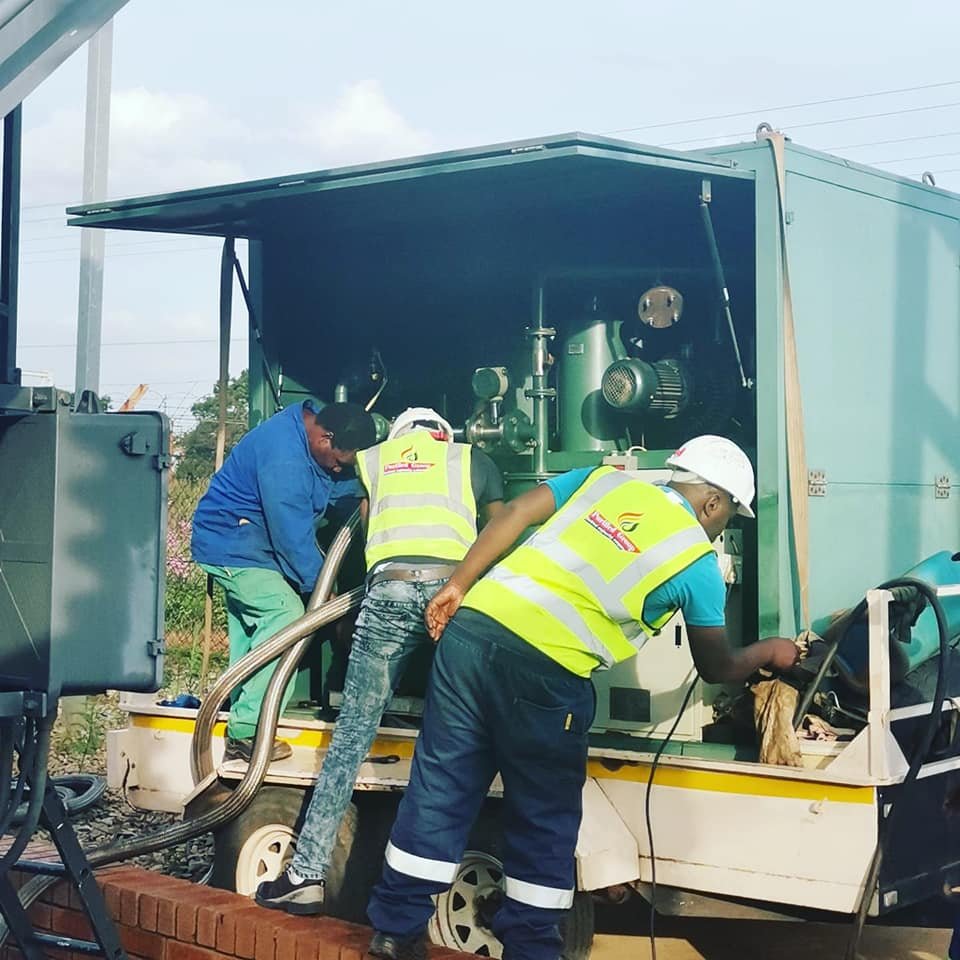 9000LPH Waterproof ZYD Double Stage Transformer Oil Purification Machine Work Onsite
